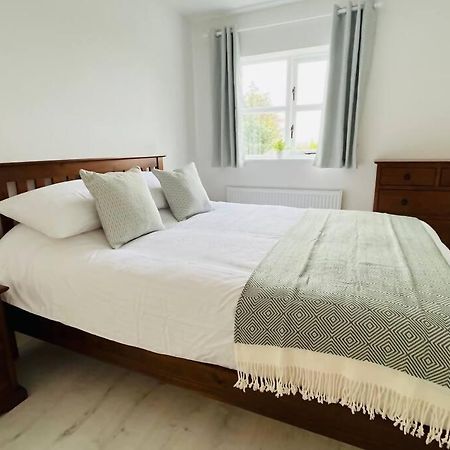 Private Apartment One On Lough Corrib, Oughterard Galway Exterior photo